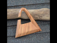 Cargar imagen en el visor de la galería, Olivenholz 6mm Piercing Creole Handtasche Dreieck - chic-net.de
