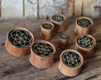 Cargar imagen en el visor de la galería, Olivenholz Horn Inlay Flesh Plug Blume des Lebens - chic-net.de
