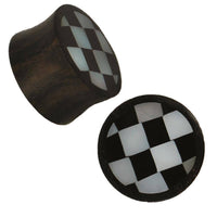 Load image into Gallery viewer, Organic Sonoholz Plug Schachbrett Resin Perlmutt schwarz weiß Tribal - chic-net.de
