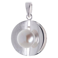 Load image into Gallery viewer, Perlenanhänger kreisförmig gebürstet glänzend Silberanhänger Zuchtperle 925 Sterling Silber - chic-net.de
