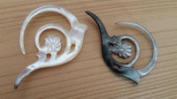 Load image into Gallery viewer, Perlmutt Piercing 3mm Spirale Blume Spitze Expander Muschel filigran geschnitzt - chic-net.de
