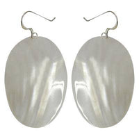 Load image into Gallery viewer, Perlmuttmuschelohrringe, ovale Perlmuttmuschelohrhänger mit Bügel aus 925er Sterlingsilber, ca. 4,5 x 2,5cm - chic-net.de
