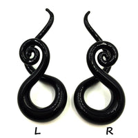 Cargar imagen en el visor de la galería, Piercing Feuerglas Spiral Taper schwarz Dehnschnecke 30g - chic-net.de
