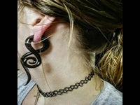 Cargar imagen en el visor de la galería, Piercing Feuerglas Spiral Taper schwarz Dehnschnecke 30g - chic-net.de
