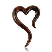 Cargar imagen en el visor de la galería, Piercing Narra Holz langes Herz braun gemasert Plug Ohrstecker Expander - chic-net.de
