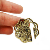 Load image into Gallery viewer, Piercing Ohrgewicht Messing 18g Mandala Blume 8mm - chic-net.de
