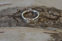Load image into Gallery viewer, Piercing Ring 925 Silber Labret Tragus 1.2mm Opal weiß - chic-net.de
