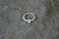 Load image into Gallery viewer, Piercing Ring 925 Silber Septum Lobe Ohr Opal weiß Punkte - chic-net.de
