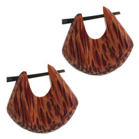 Cargar imagen en el visor de la galería, Pin Creolen Holz rund tränenförmig Horn-Pin verschiedene Hölzer 23 mm unisex - chic-net.de
