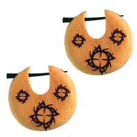 Cargar imagen en el visor de la galería, Pin Creolen Jackfrucht Holz hell Horn-Pin 23 mm rund dunkle Gravur Motiv - chic-net.de
