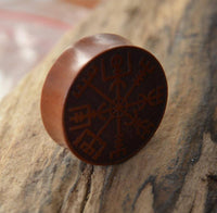 Load image into Gallery viewer, Plug Holz Wikinger Kompass Vegvisir braun double flared.
