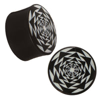 Cargar imagen en el visor de la galería, Plug Horn weiße Gravur schwarz Viereck Kreis Sternmuster Piercing Tribal - chic-net.de
