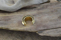 Load image into Gallery viewer, Saddle Plug Messing antik gold Sichel Bögen Tunnel - chic-net.de
