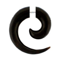 Cargar imagen en el visor de la galería, Schwarz Tribal Fake Piercing klein Spirale Buffalo Horn 4 mm Edelstahl nickelfrei Ohrstecker Ohrring - chic-net.de
