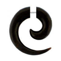 Cargar imagen en el visor de la galería, Schwarz Tribal Fake Piercing Spirale Buffalo Horn 6 mm Steckverschluss Edelstahl nickelfrei Ohrring - chic-net.de
