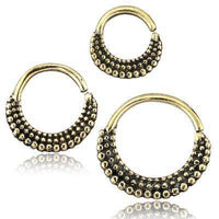 Load image into Gallery viewer, Septum Piercing Messing 1.2mm Punkte Sichel - chic-net.de
