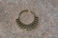 Load image into Gallery viewer, Septum Piercing Messing 1.2mm Segmente Ohrringe - chic-net.de
