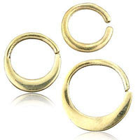 Load image into Gallery viewer, Septum Piercing Messing 1.2mm Sichel Ohrringe - chic-net.de
