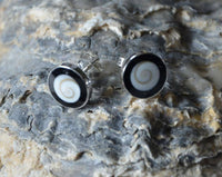 Load image into Gallery viewer, Shiva Auge schwarz rund 10mm Ohrstecker 925 Silber - chic-net.de
