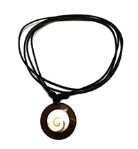 Cargar imagen en el visor de la galería, Shivaauge Kette rund Kokosholz Rand Baumwolle gewachst Shiva Auge verstellbar - chic-net.de

