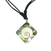 Cargar imagen en el visor de la galería, Shivaauge Kette rund Poa Muschel Rand Karo 3,3cm Ø Baumwolle gewachst Shiva Auge verstellbar - chic-net.de
