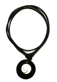 Load image into Gallery viewer, Shivaauge Kette rund Raisin schwarz Baumwolle gewachst Shiva Auge verstellbar - chic-net.de
