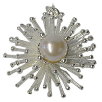 Load image into Gallery viewer, Silberanhänger, Blume Damenanhänger aus Sterling Silber 925 mit einer Perle in der Mitte - chic-net.de
