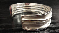 Cargar imagen en el visor de la galería, Silberarmreif Muster weiß oxidert glänzend 925er Sterling Silber Armreif Unisex Schmuck - chic-net.de
