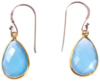 Load image into Gallery viewer, Silberohrringe vergoldet Tropfen Stein Calcit hellblau facettiert 925 Sterling Silber Ohrringe - chic-net.de
