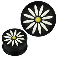 Load image into Gallery viewer, Silikon Plug weich schwarz weiß gelb Margerite hoch Piercing Ohrschmuck - chic-net.de
