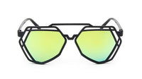 Load image into Gallery viewer, Sonnenbrille V-förmiges Polygon schwarzes Gestell 400UV verspiegelt - chic-net.de
