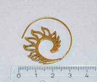 Load image into Gallery viewer, Spiralen Ohrringe Brass Wellen hohle Tropfen antik golden Tribal Piercing - chic-net.de
