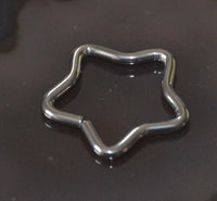 Load image into Gallery viewer, Stern Nostril Ohr Piercing Edelstahl nahtlos Gold PVD - chic-net.de
