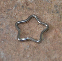 Load image into Gallery viewer, Stern Nostril Ohr Piercing Edelstahl nahtlos Gold PVD - chic-net.de
