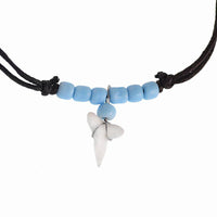 Cargar imagen en el visor de la galería, Surferkette Haifzahn Surfbrett rund Holz Muschel verstellbar - chic-net.de
