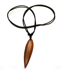 Cargar imagen en el visor de la galería, Surferkette Holzkette Kette Sono Holz Baumwolle Surfer Style Surfbrett Holzanhänger Unisex Schmuck braun schwarzer strich - chic-net.de
