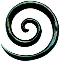 Cargar imagen en el visor de la galería, Tribal Buffalo Horn Piercing, schwarze XL-Spirale, 8mm, Plug, Tunnel, Expander, Ohrhänger, Ohrstecker - chic-net.de
