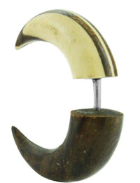 Load image into Gallery viewer, Tribal Fake Piercing Streifen braun beige Holz Doppel Kralle handgeschnitzt Sono Edelstahl Organic - chic-net.de
