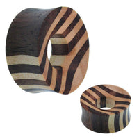Load image into Gallery viewer, Tribal Holz Tunnel zweifarbig gestreift hell dunkel Holztunnel handgeschnitzt Plug Expander - chic-net.de
