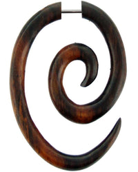Cargar imagen en el visor de la galería, Tribal ovale Spirale gemasert Fake Piercing Sono Holz braun Ohrstecker Ohrring Edelstahl 1 mm - chic-net.de

