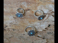 Load image into Gallery viewer, Universal Piercing Ring 925 Silber 1.2mm Türkis Blume - chic-net.de
