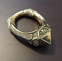 Load image into Gallery viewer, Clicker Piercing Ohrgewicht gold antik Segmentring 5mm oxidiert Messing 39g 50mm - chic - net.de

