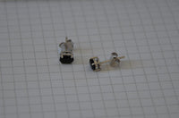 Load image into Gallery viewer, Ohrstecker 925 Silber mit Onyx schwarz oval 6mm facettiert
