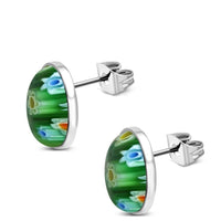 Load image into Gallery viewer, Edelstahl Ohrstecker Muranoglas grün oval 16mm Blumen
