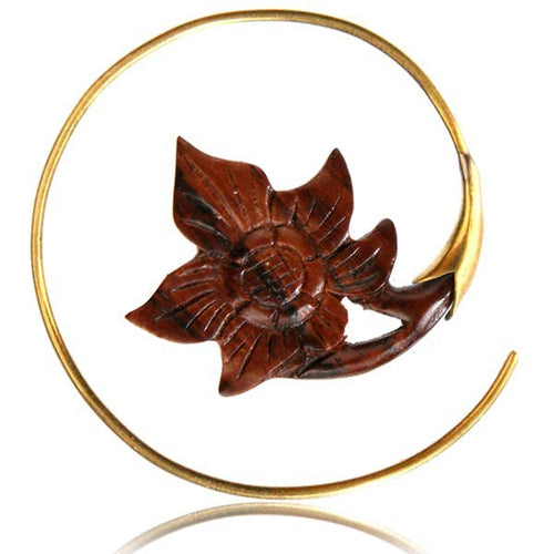 Fake Holz Piercing Narra Wood Brass Blume Spirale golden Ohrstecker Organic Tribal - chic - net.de