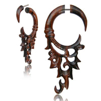 Load image into Gallery viewer, Fake Holz Piercing Narraholz Ornament Schlaufe gezackt Edelstahl Ohrstecker Organic Tribal - chic - net.de
