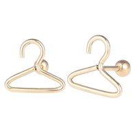 Load image into Gallery viewer, Fake Piercing Expander goldfarben Kleiderbügel Schaubverschluss Edelstahl - chic - net.de
