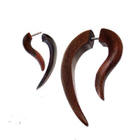 Cargar imagen en el visor de la galería, Fake Piercing Haken, Sonoholz, dunkelbraun Maserung, Edelstahlbügel Verschluss - chic - net.de

