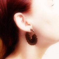 Load image into Gallery viewer, Fake Piercing Narraholz Edelstahl Halbkreis Kreise Organic Tribal Holz - chic - net.de
