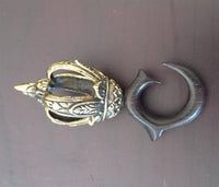 Load image into Gallery viewer, Holz Ohr Hook Piercing Ohrgewicht gold antik dunkel 4mm 10,3g Messing Tropfen - chic - net.de
